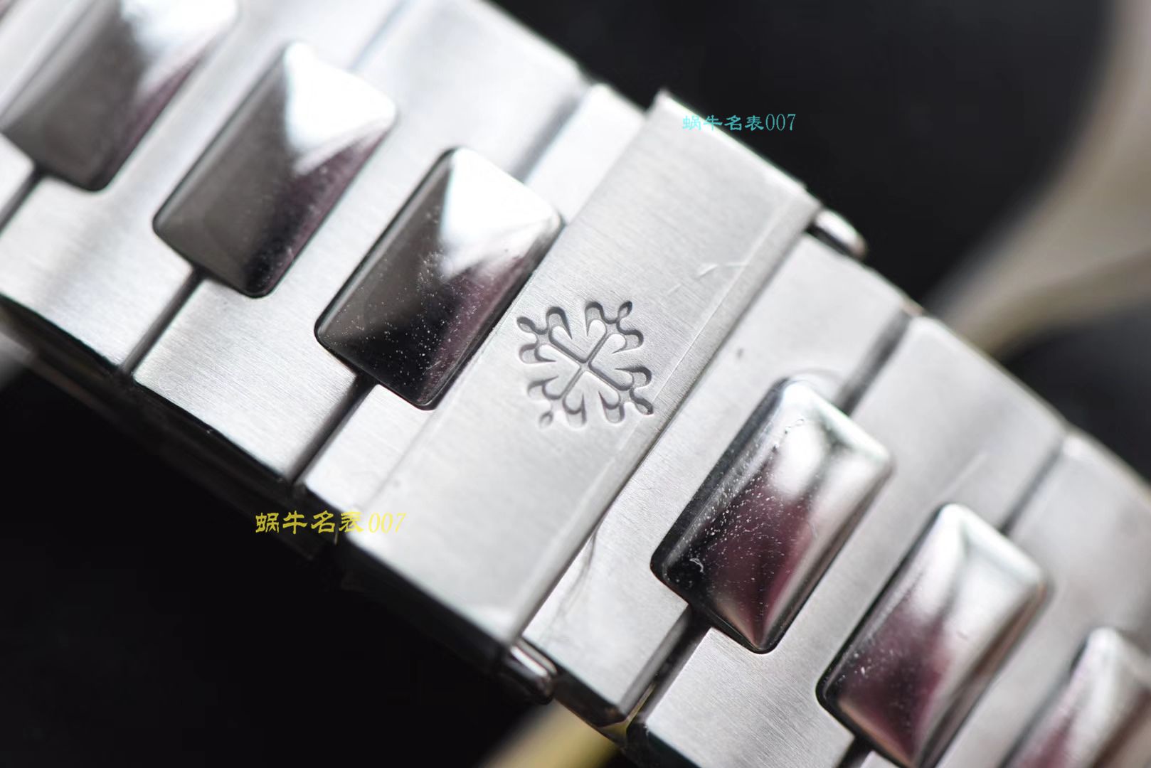 【PPF超级PATEK PHILIPPE Nautilus 重磅来袭！“灰蓝”】 PATEK PHILIPPE 运动优雅 top 复刻高仿5711/1A 010 不锈钢 wrist watch (高仿 Nautilus )2019年钢表王座的开年重器 / BD267