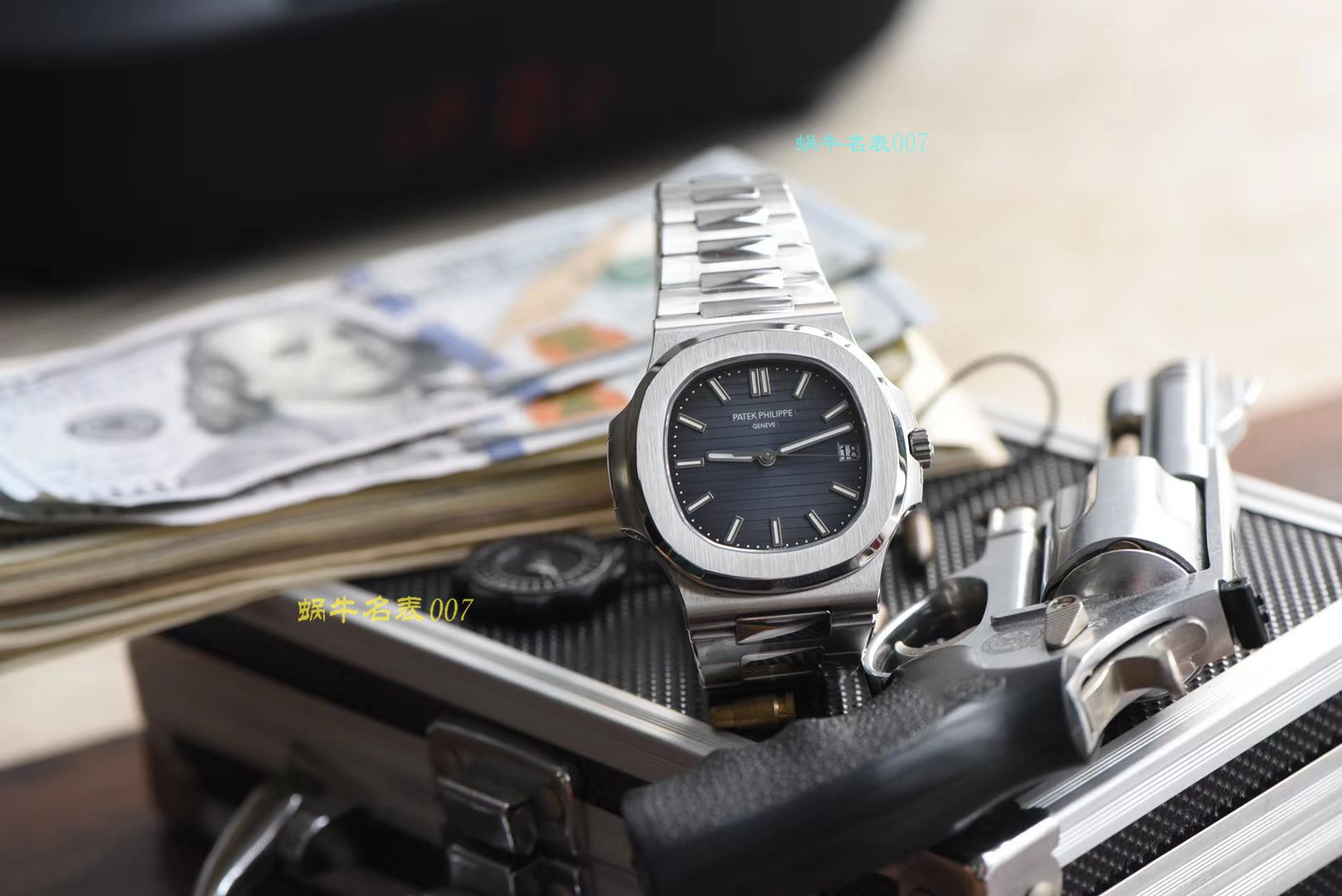 【PPF超级PATEK PHILIPPE Nautilus 重磅来袭！“灰蓝”】 PATEK PHILIPPE 运动优雅 top 复刻高仿5711/1A 010 不锈钢 wrist watch (高仿 Nautilus )2019年钢表王座的开年重器 / BD267