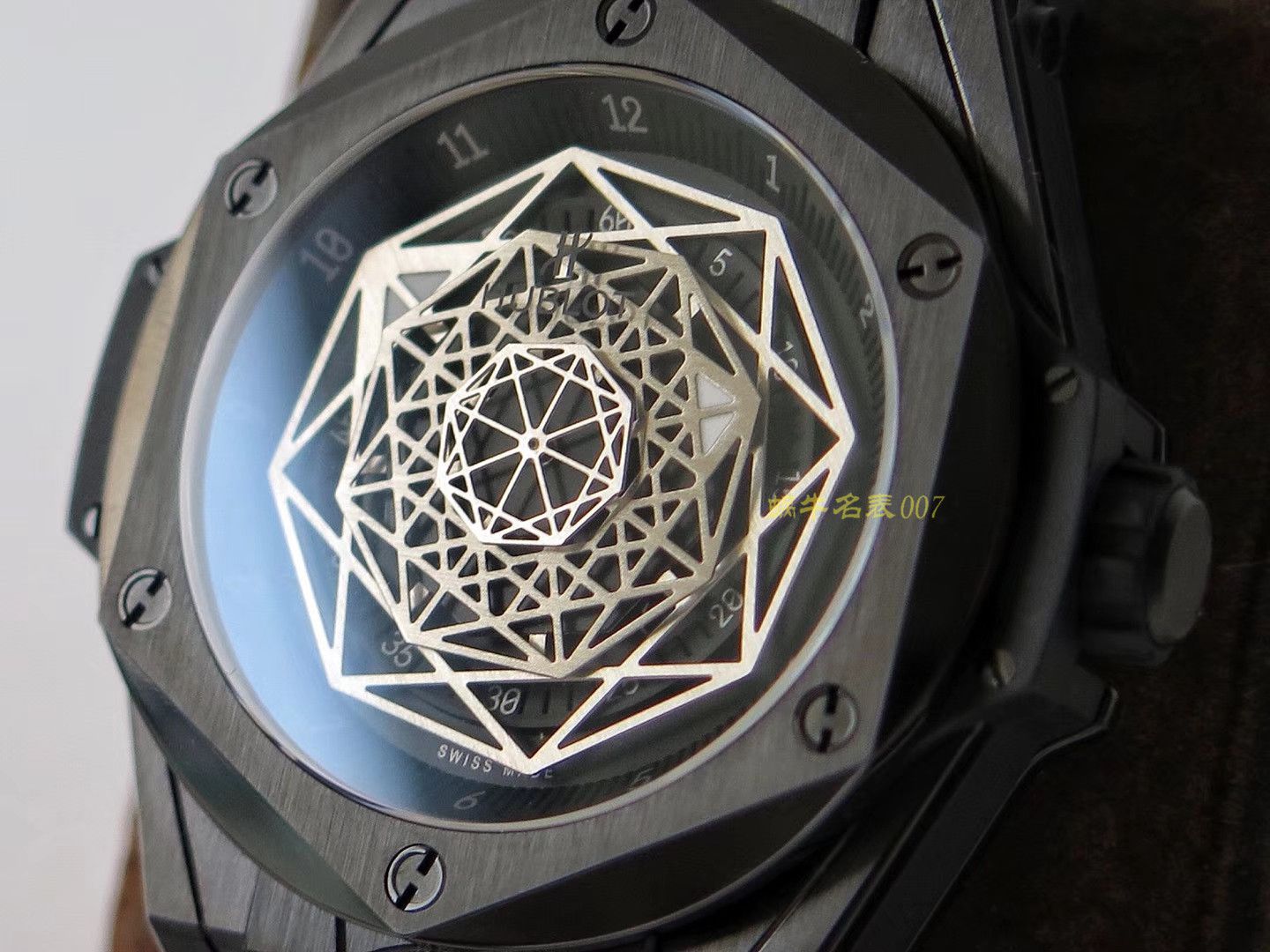  hublot BIG BANG系列415.CX.1112.VR.MXM18 wrist watch 多色可选【TMF一比一超A高仿手表】 / YB067