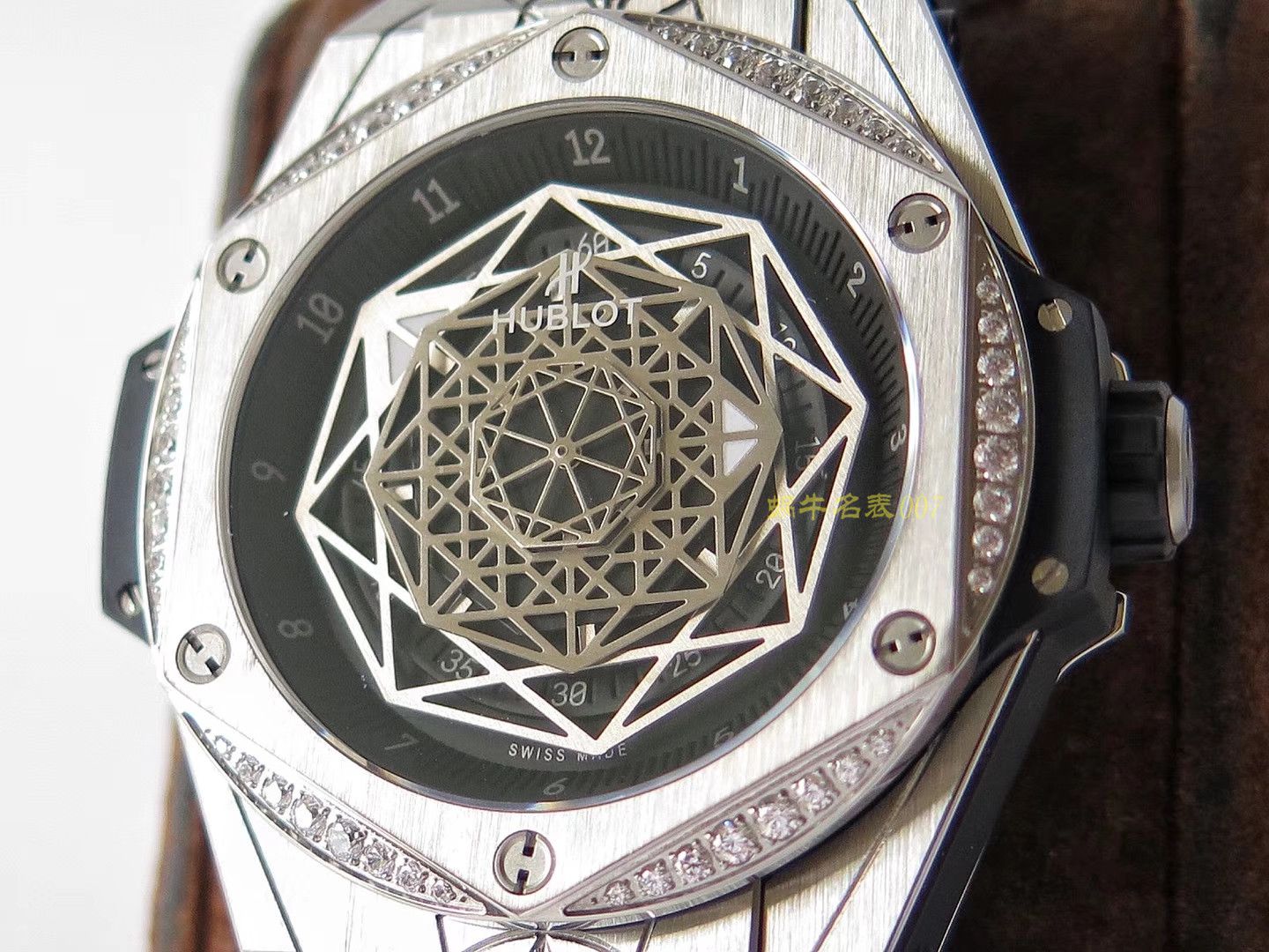  hublot BIG BANG系列415.CX.1112.VR.MXM18 wrist watch 多色可选【TMF一比一超A高仿手表】 / YB067