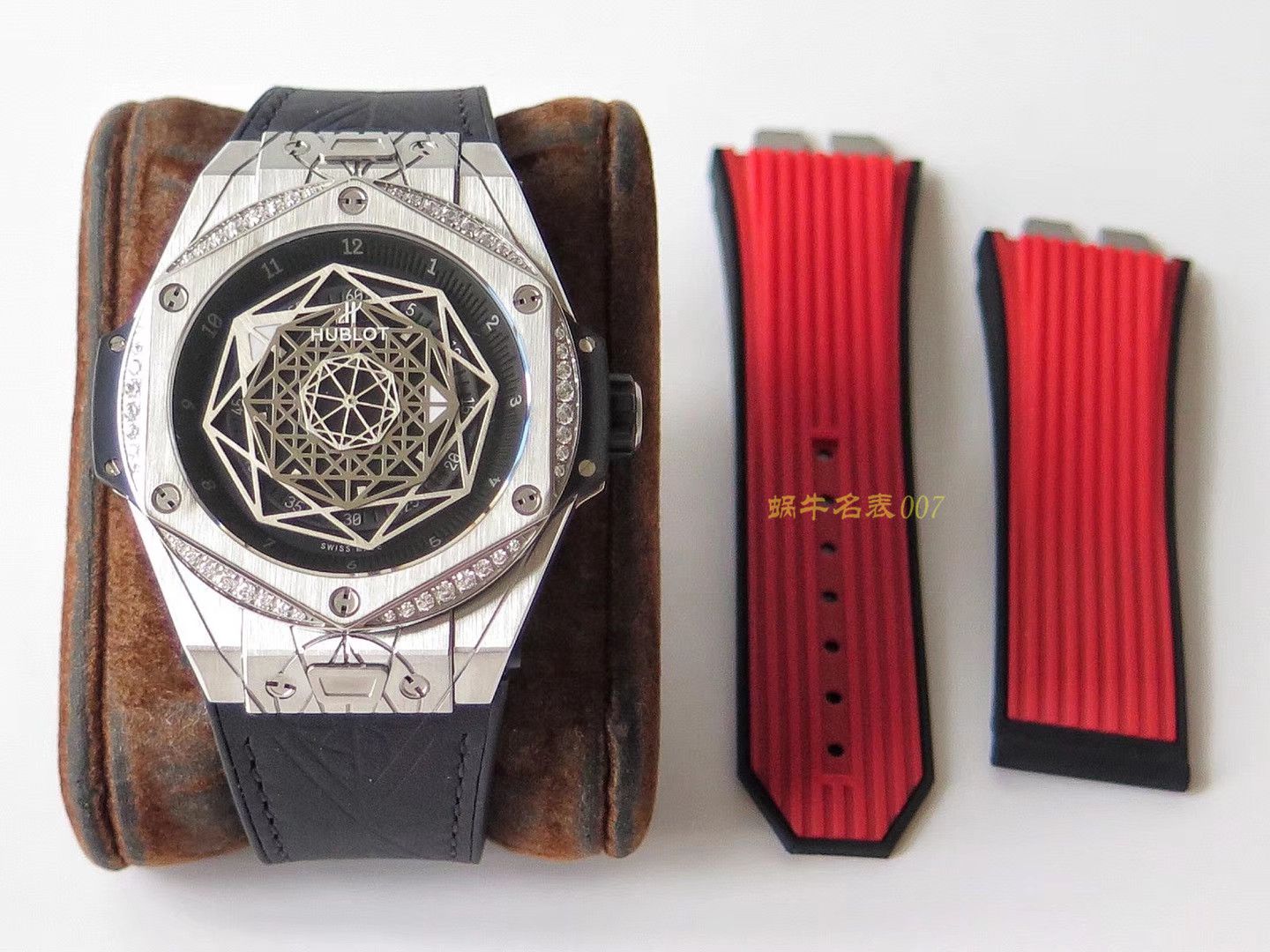  hublot BIG BANG系列415.CX.1112.VR.MXM18 wrist watch 多色可选【TMF一比一超A高仿手表】 / YB067