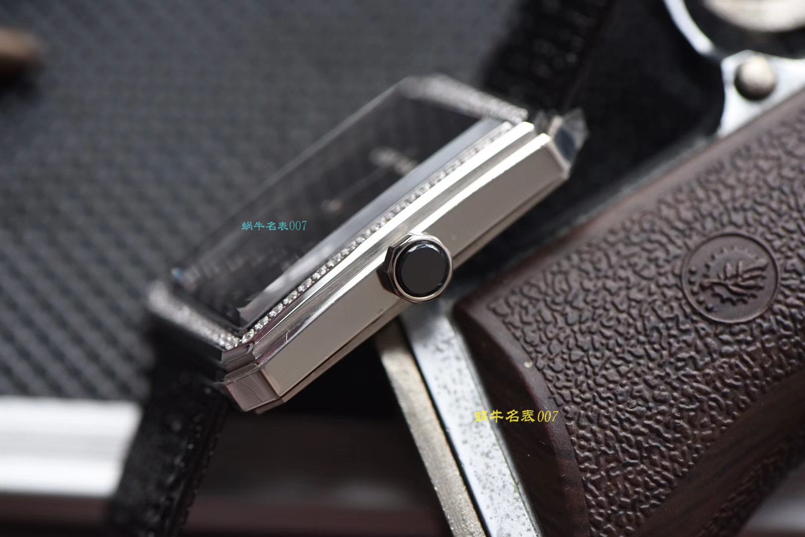 【复刻手表哪家好】香奈儿BOY · FRIEND系列BOY∙FRIEND TWEED女士 wrist watch TWEED斜纹软呢钢带多色可选 / X51