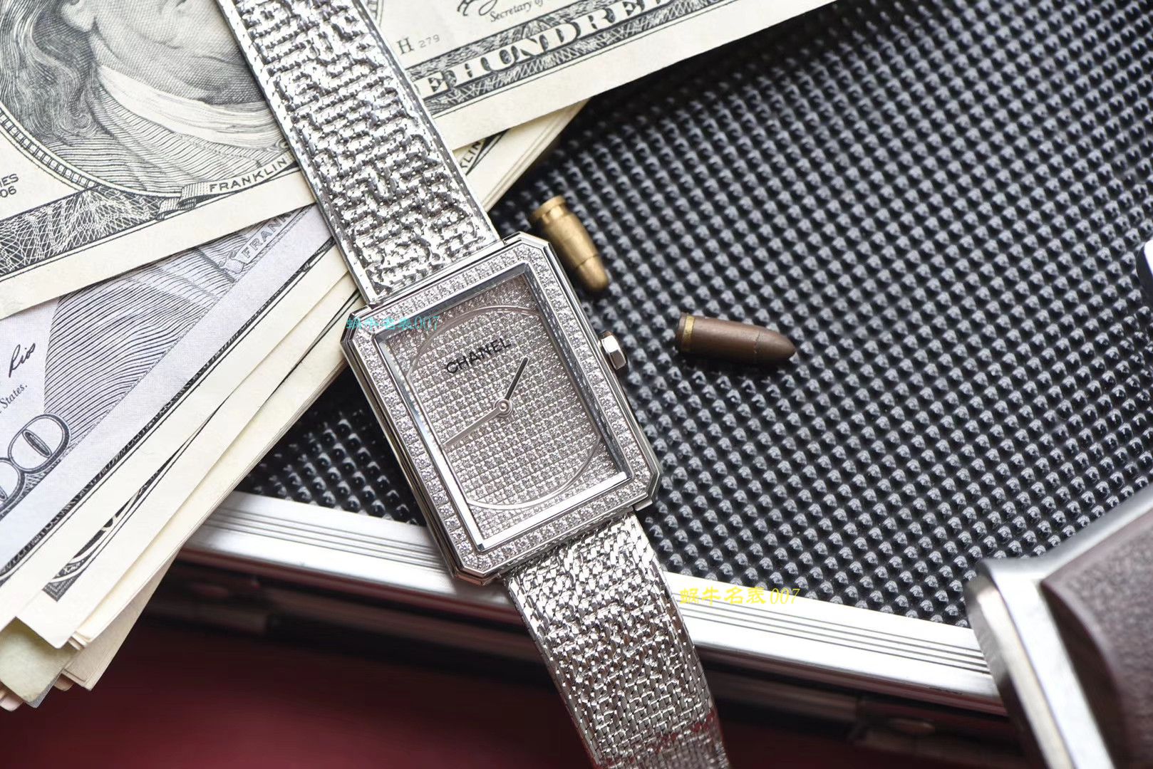【复刻手表哪家好】香奈儿BOY · FRIEND系列BOY∙FRIEND TWEED女士 wrist watch TWEED斜纹软呢钢带多色可选 / X51