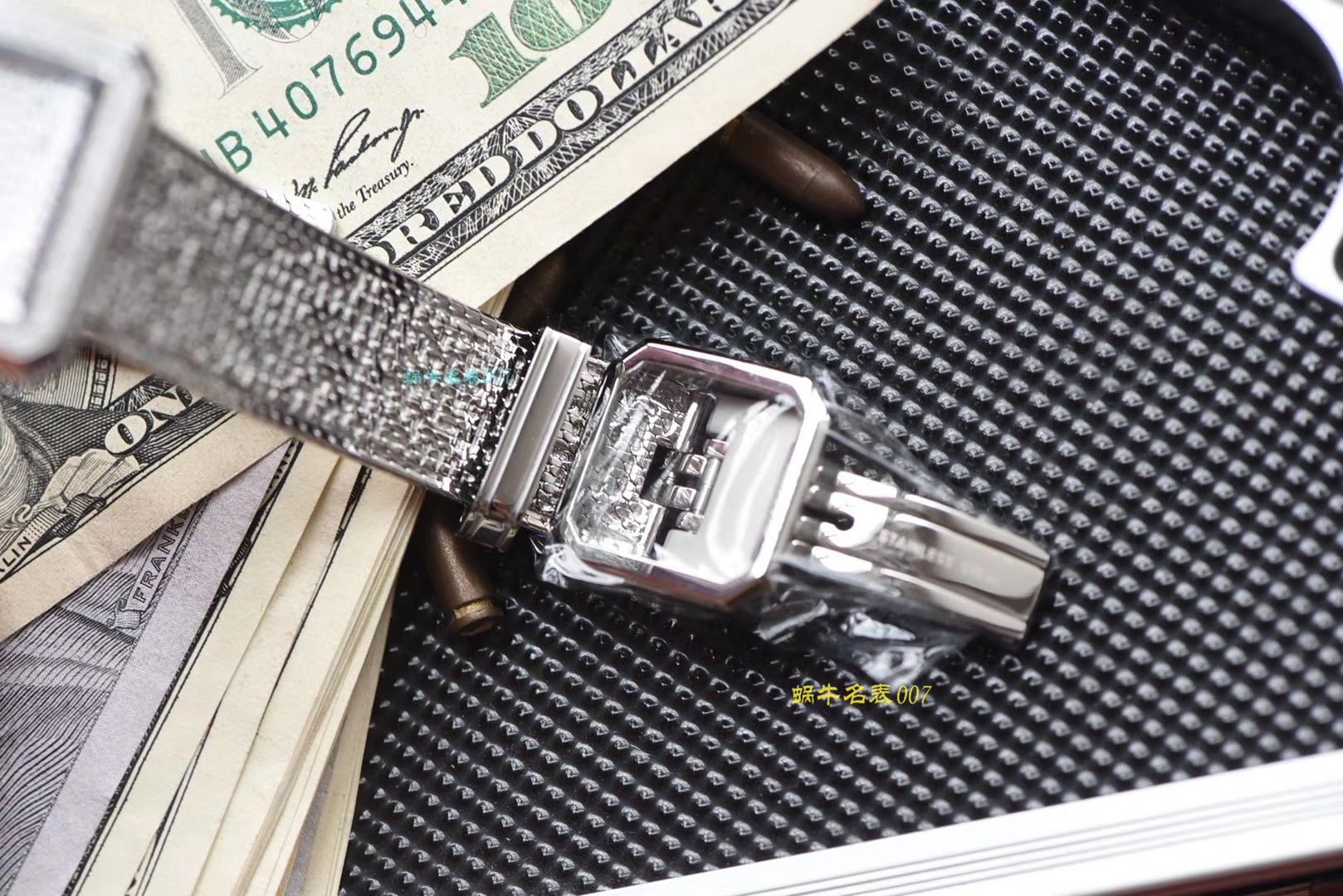 【复刻手表哪家好】香奈儿BOY · FRIEND系列BOY∙FRIEND TWEED女士 wrist watch TWEED斜纹软呢钢带多色可选 / X51