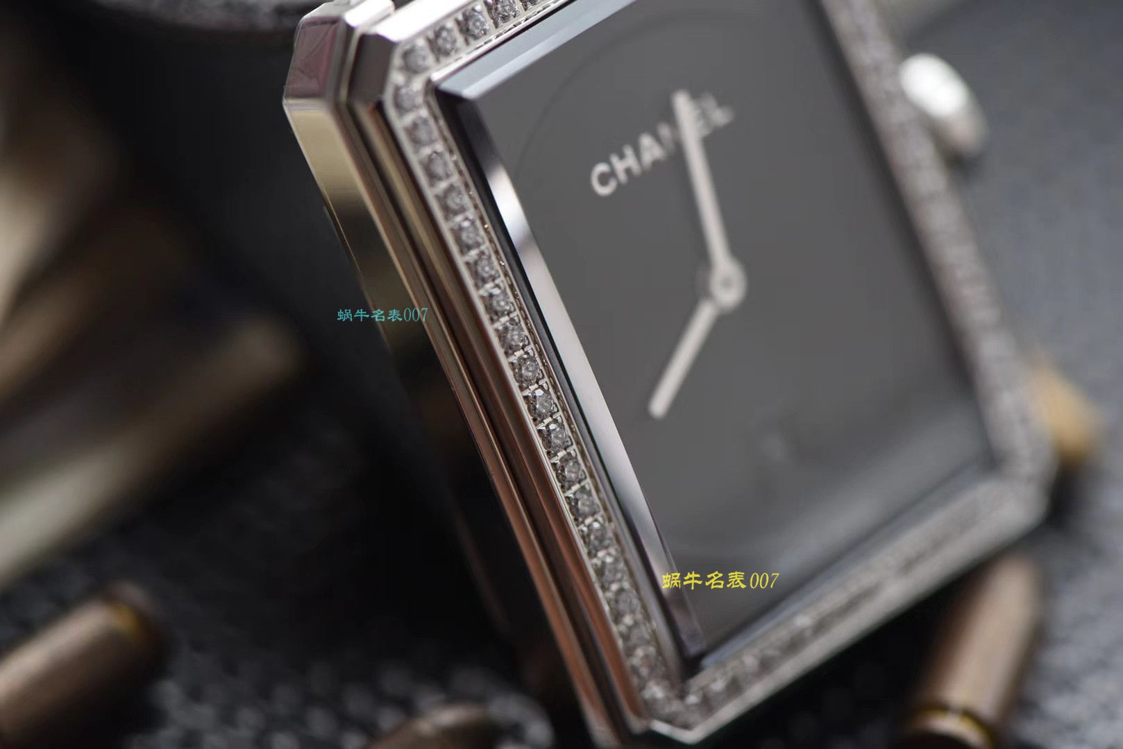 【复刻手表哪家好】香奈儿BOY · FRIEND系列BOY∙FRIEND TWEED女士 wrist watch TWEED斜纹软呢钢带多色可选 / X51