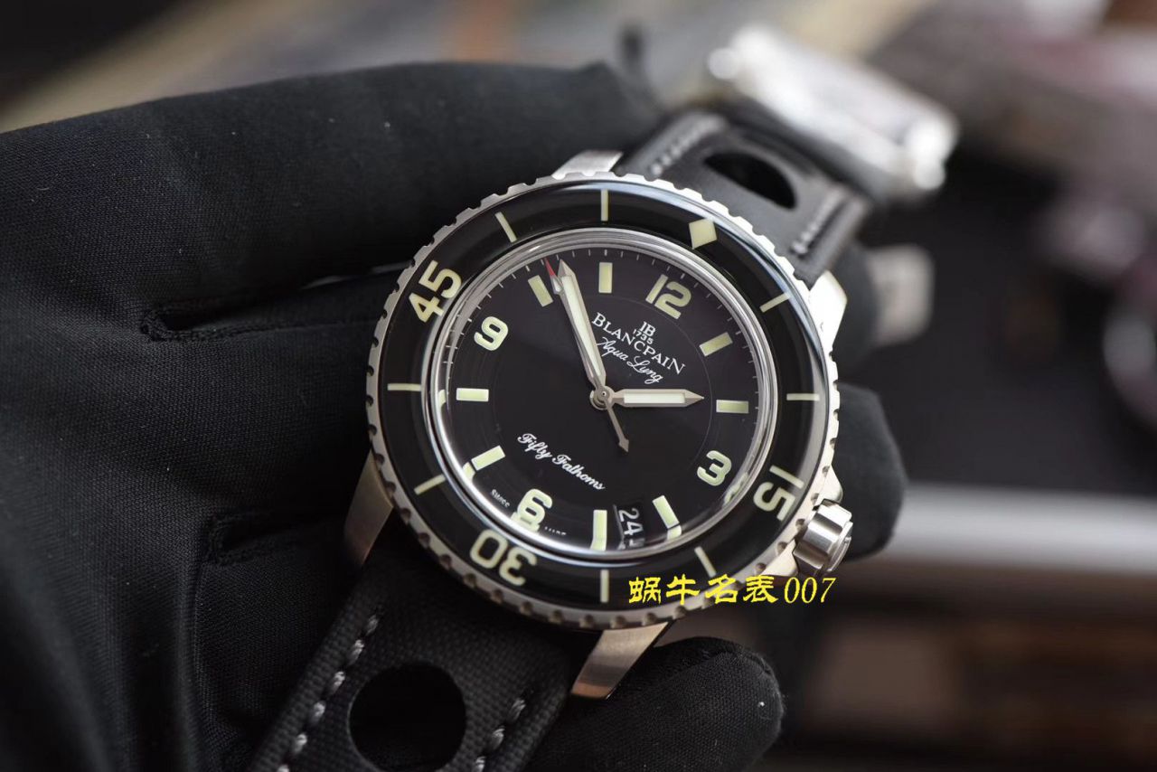 【 Video analysis ZF Factory 复刻高仿BlancpainBlancpain  Fifty Fathoms 手表】Blancpain  Fifty Fathoms 系列5015C-1130-52B wrist watch  / BP062