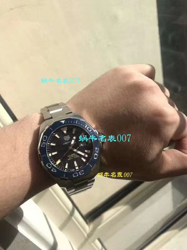 【原单正品、专柜验货】李易峰同款 TAG Heuer 竞潜300M wrist watch 系列系列WAY201A.FT6069 wrist watch  / TG057