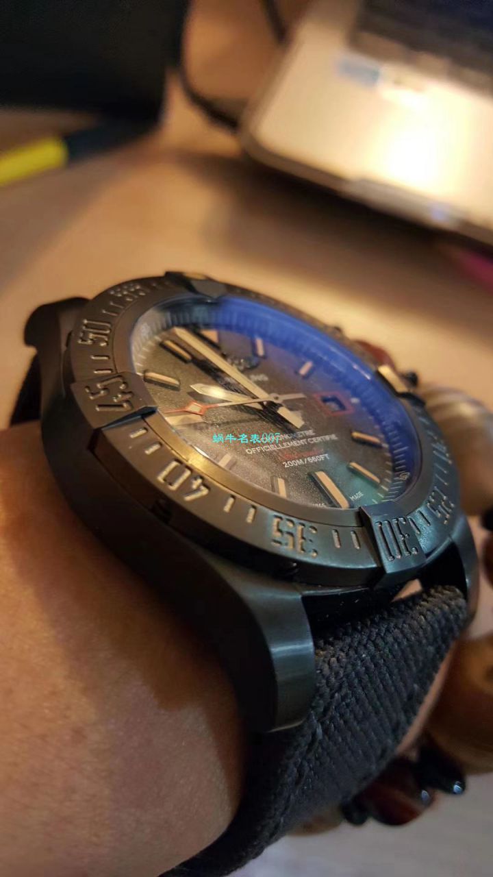 【 Video analysis 专柜原单 Breitling 复仇者黑鸟】 Breitling 机械计时系列V1731110/BD74/109W/M20BASA.1 wrist watch  / BL093