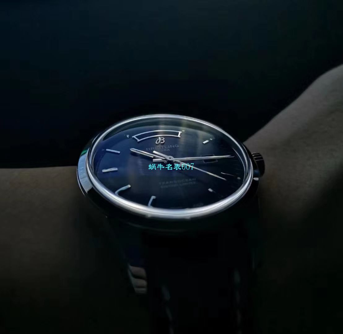【 Video analysis 复刻表和正品表的区别】V7出品 Breitling 越洋系列 Day-Date 款超级副本 / BL100
