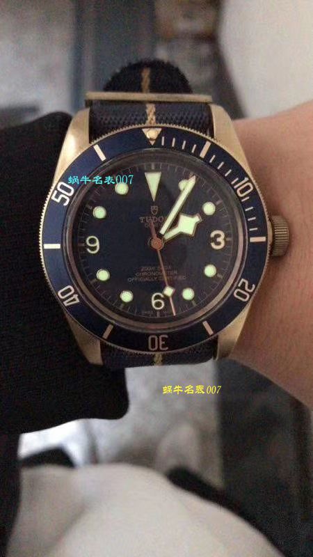 【 Video analysis XF Factory  Tudor 复刻高仿表】 Tudor 碧湾系列M79250BA-0001 wrist watch 贝克汉姆同款最新青铜型小铜盾 / DT038