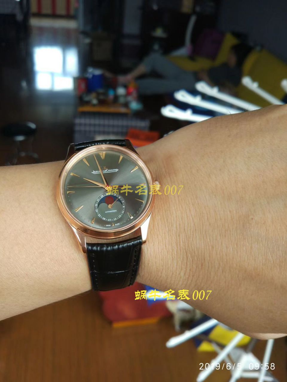  Video analysis  Jaeger-LeCoultre 大师系列1368420 wrist watch 一比一高仿手表【ZF新品， Jaeger-LeCoultre 月相大师系列】 / JJ123MM