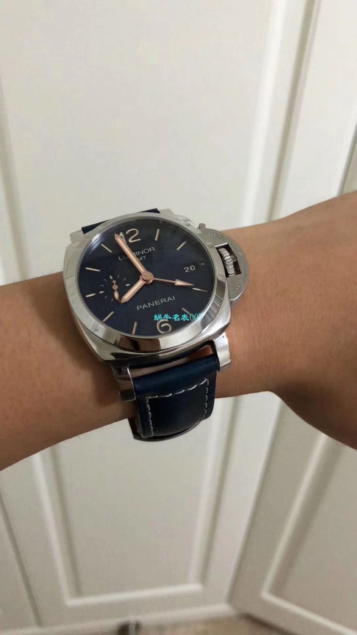  Video analysis Panerai LUMINOR 1950系列PAM00688 wrist watch 一比一超A高精仿【V2版本⭕VS新作pam00688（亚洲size 42mm）】 / VSPAM00688MM