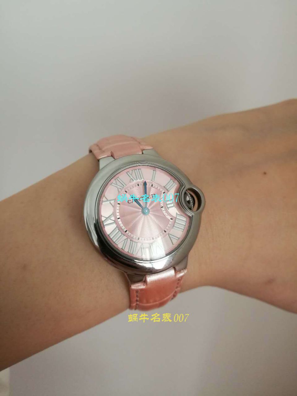 【独家视频测评V6 Factory 一比一高精仿手表】 Cartier  蓝气球系列W6920084女士33毫米石英 wrist watch  / KAC080