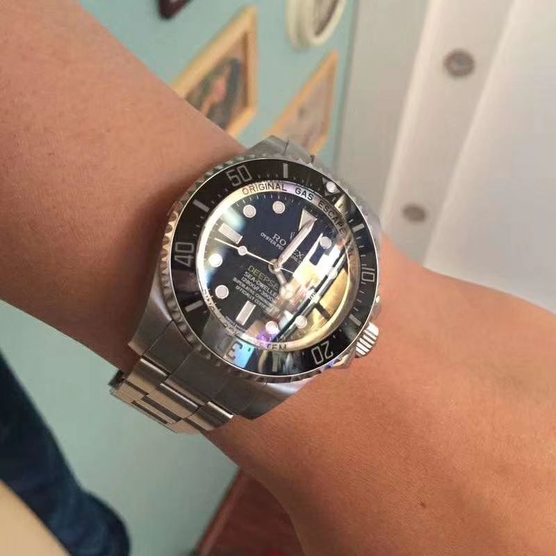 【AR一比一超A高仿手表】 Rolex 海使型系列116660-98210 蓝盘 wrist watch (904钢渐变蓝鬼王) / R208