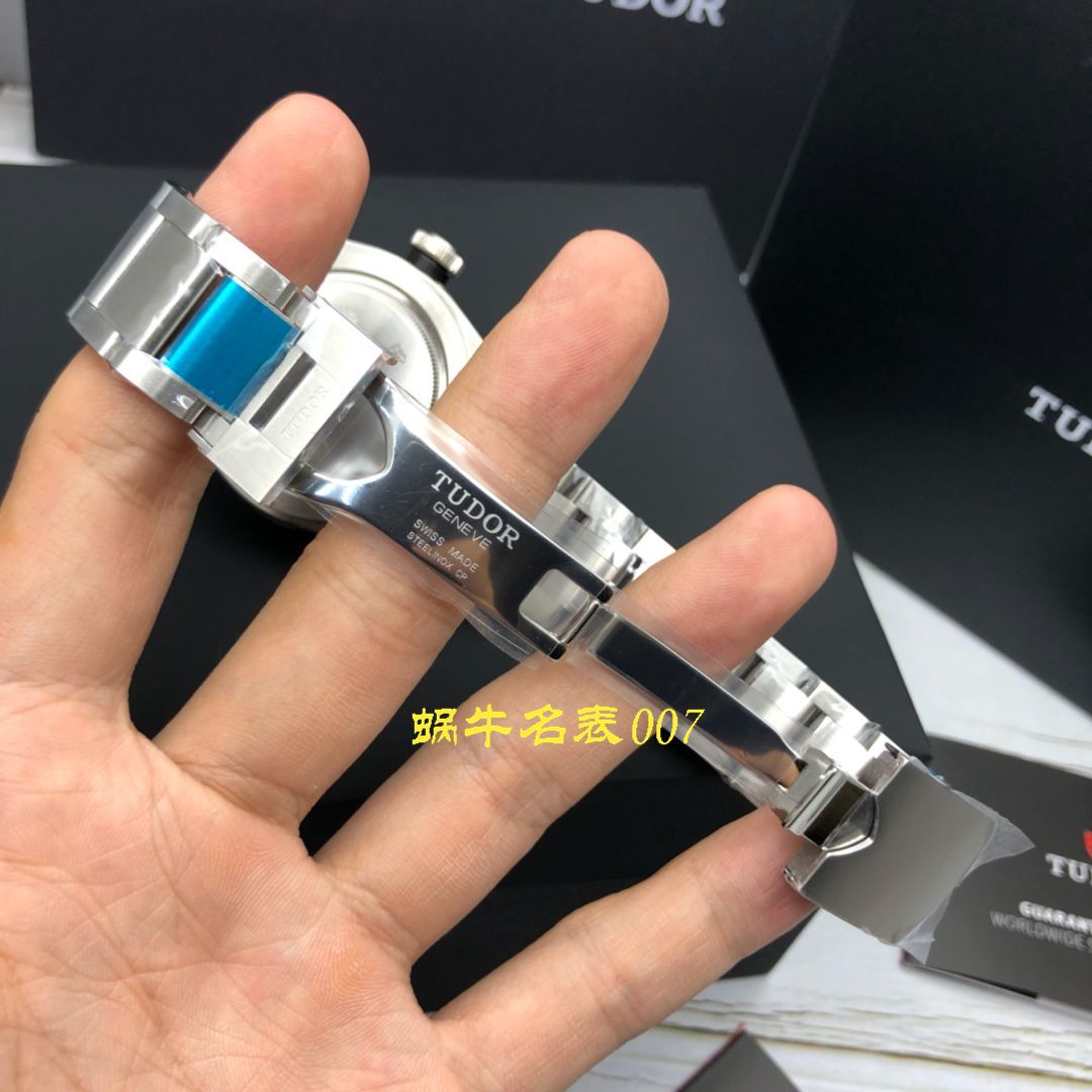 【渠道原单】 Tudor 碧湾系列M79540-0004 wrist watch  / DT037