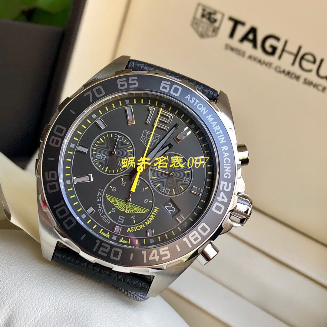 【渠道原单Tagheuer石英计时表】 TAG Heuer 竞潜系列CAY111B.BA0927，CAY111A.BA0927 wrist watch  / TG077
