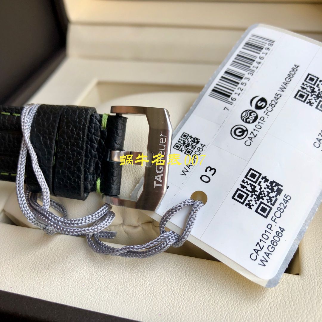 【渠道原单Tagheuer石英计时表】 TAG Heuer 竞潜系列CAY111B.BA0927，CAY111A.BA0927 wrist watch  / TG077