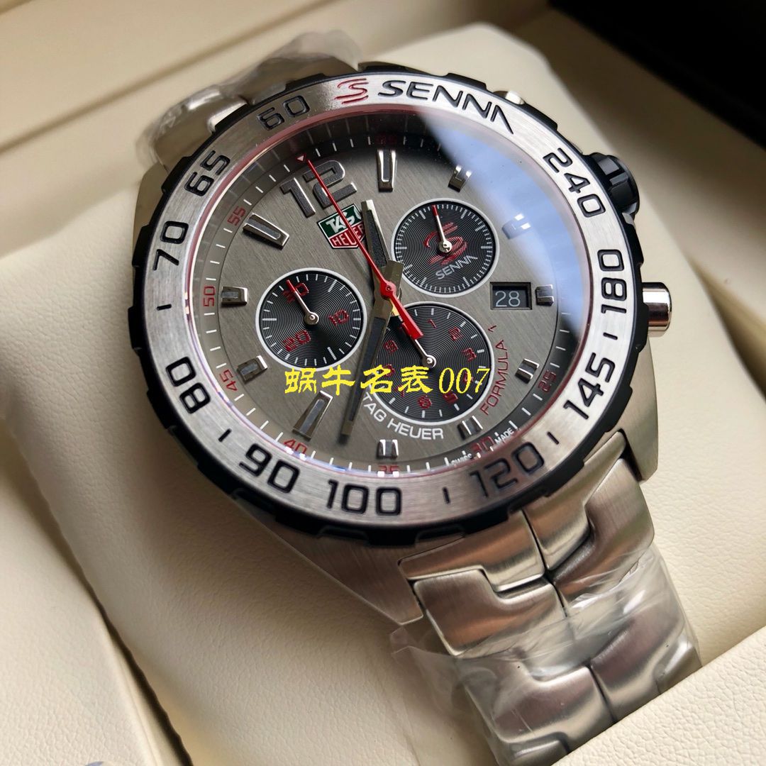 【渠道原单Tagheuer石英计时表】 TAG Heuer 竞潜系列CAY111B.BA0927，CAY111A.BA0927 wrist watch  / TG077