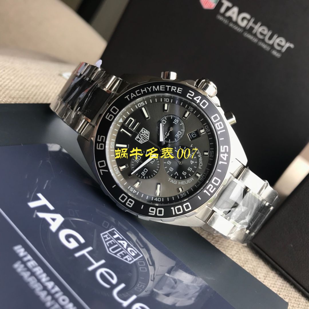 【渠道原单Tagheuer石英计时表】 TAG Heuer 竞潜系列CAY111B.BA0927，CAY111A.BA0927 wrist watch  / TG077