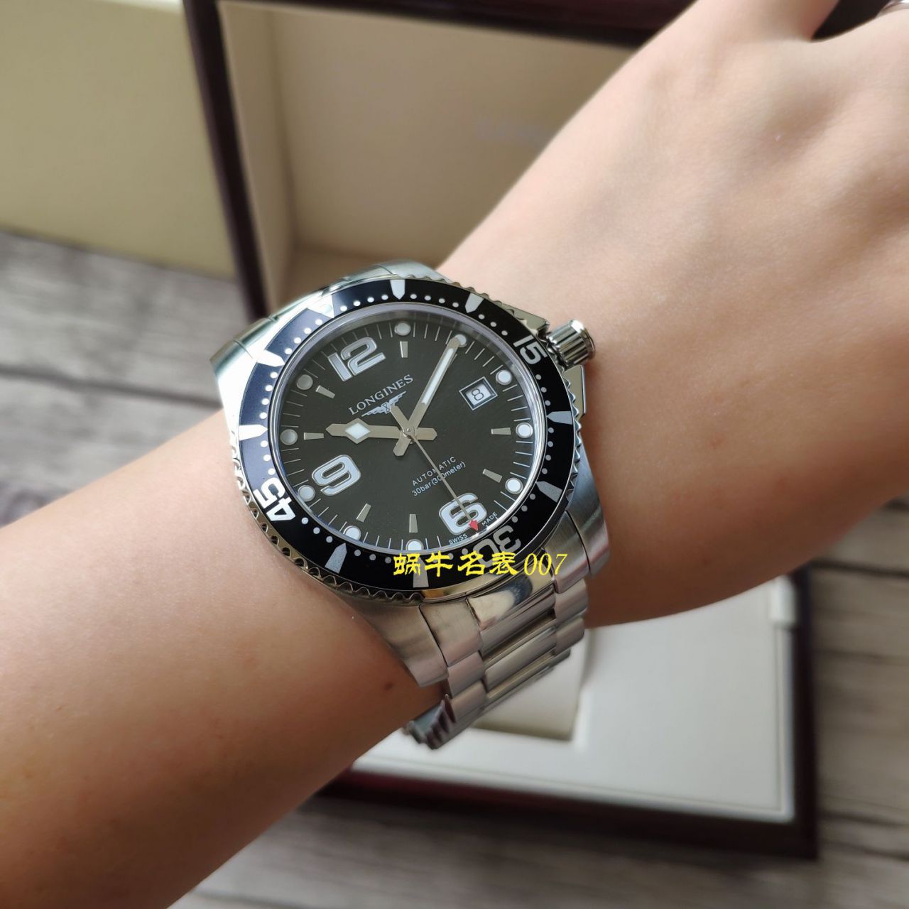 【渠道原单Longines】 Longines 康卡斯潜水系列L3.742.4.56.6 wrist watch  / L116