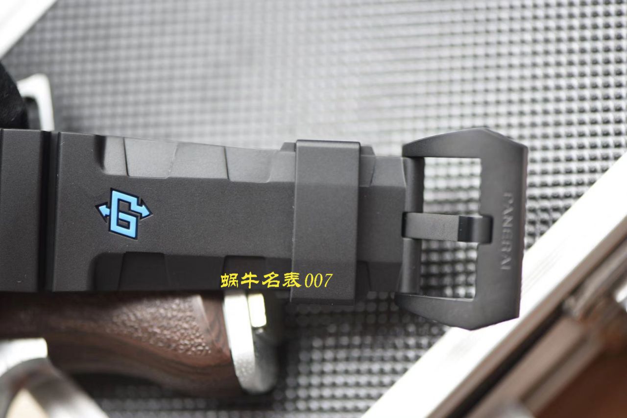 【XF Factory Panerai 复刻表】XF copy customized 版本稀有款式可不能错过！XF 锻造 carbon fiber 壳PAM00616 限量版！ / XF00616