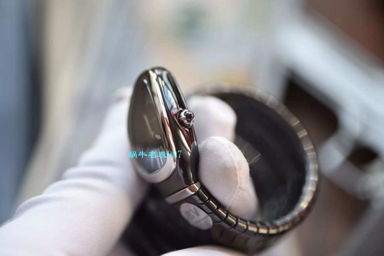 【BV Factory BVLGARI复刻蛇形女表】 BVLGARI SERPENTI系列102734，102613 SPC35WGDWCGD1.1T白色黑色 Composite  wrist watch  / BG029