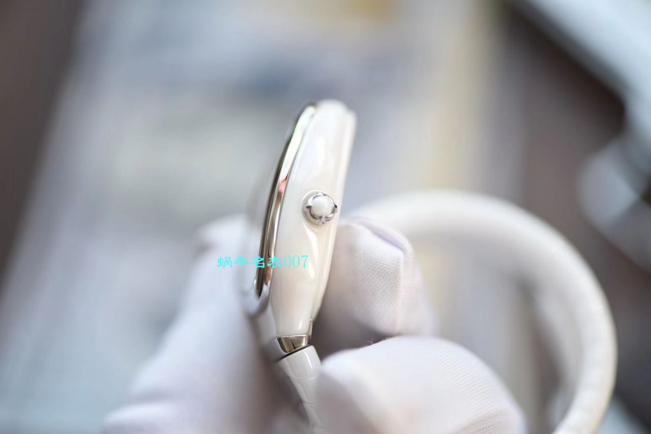 【BV Factory BVLGARI复刻蛇形女表】 BVLGARI SERPENTI系列102734，102613 SPC35WGDWCGD1.1T白色黑色 Composite  wrist watch  / BG029
