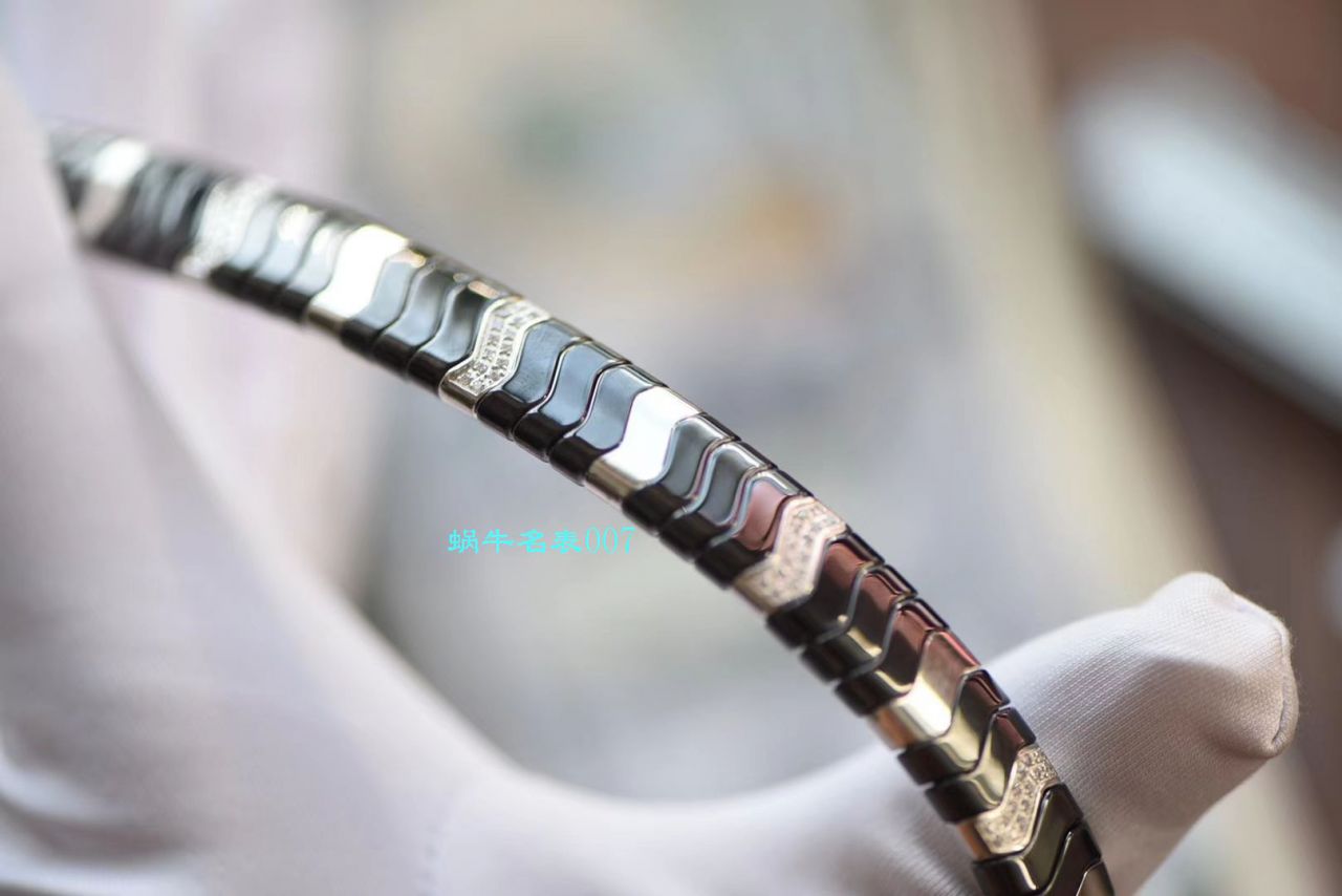 【BV Factory BVLGARI复刻蛇形女表】 BVLGARI SERPENTI系列102734，102613 SPC35WGDWCGD1.1T白色黑色 Composite  wrist watch  / BG029