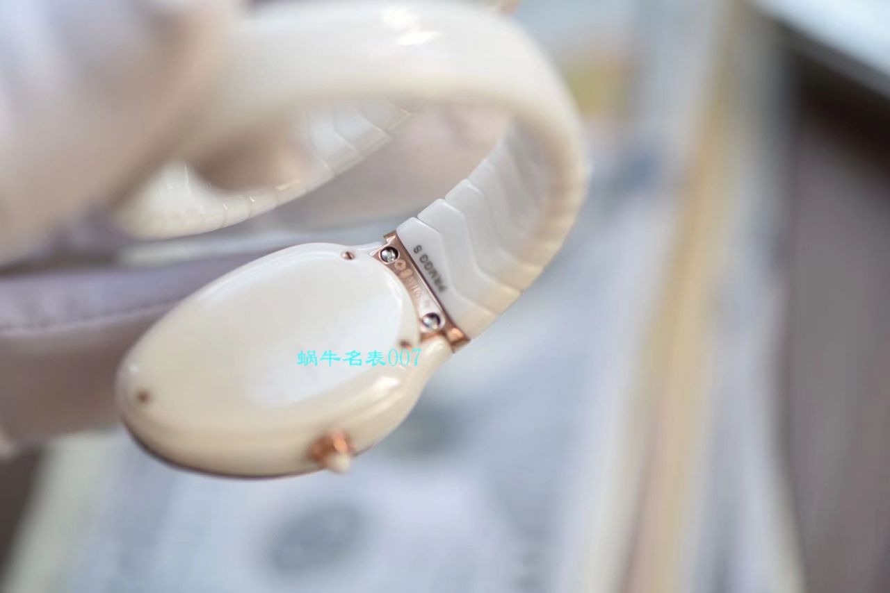【BV Factory BVLGARI复刻蛇形女表】 BVLGARI SERPENTI系列102734，102613 SPC35WGDWCGD1.1T白色黑色 Composite  wrist watch  / BG029