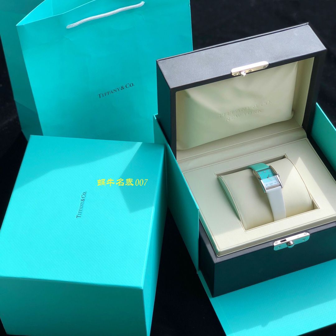 【渠道 copy customized 】蒂芙尼拼色夜光手表，世界上最迷人的蓝色，tiffany blue女装 wrist watch ！ / Tiffany01