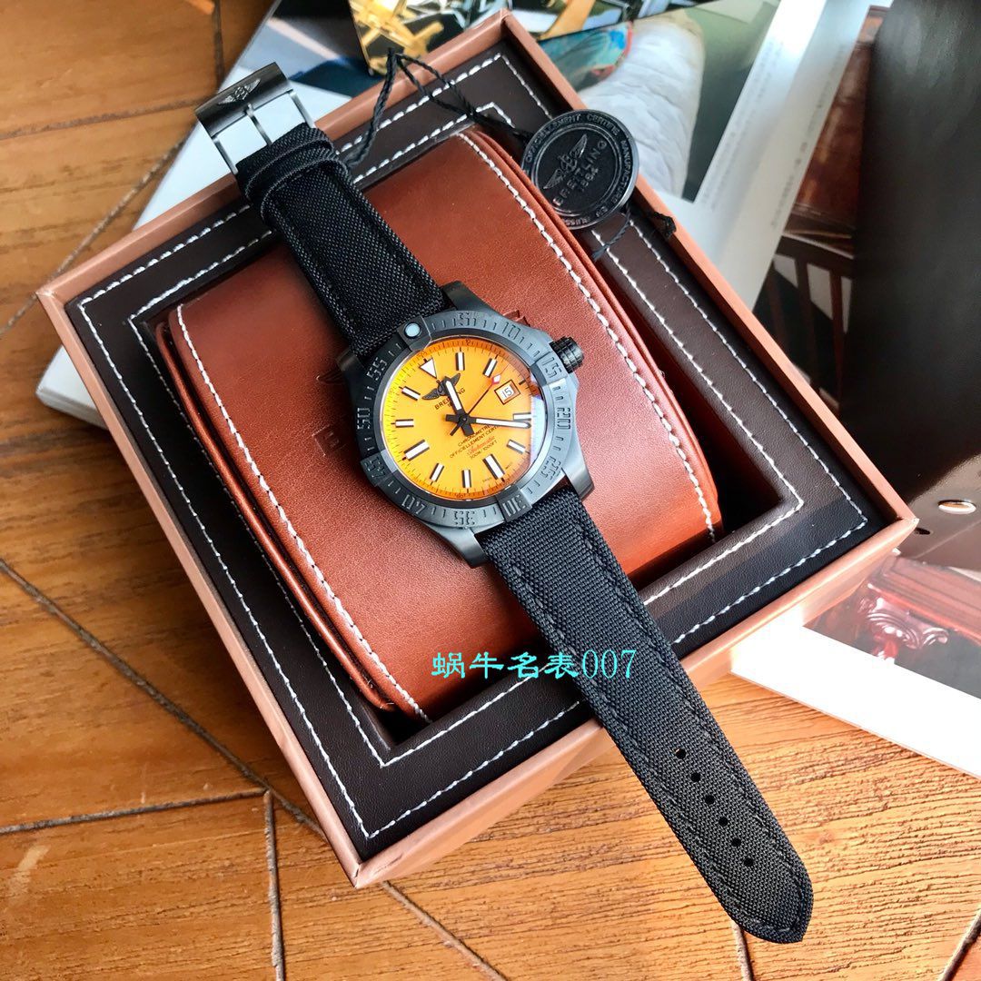 【渠道原单Breitling黄狼】 Breitling 复仇者系列M17331E2|I530|109W|M20BASA.1 wrist watch  / BL113