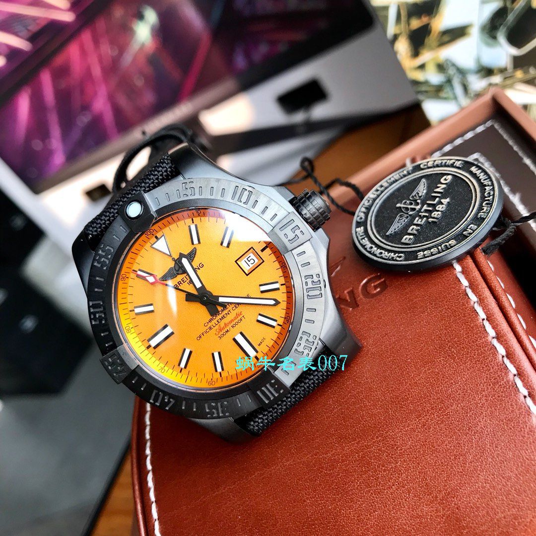 【渠道原单Breitling黄狼】 Breitling 复仇者系列M17331E2|I530|109W|M20BASA.1 wrist watch  / BL113