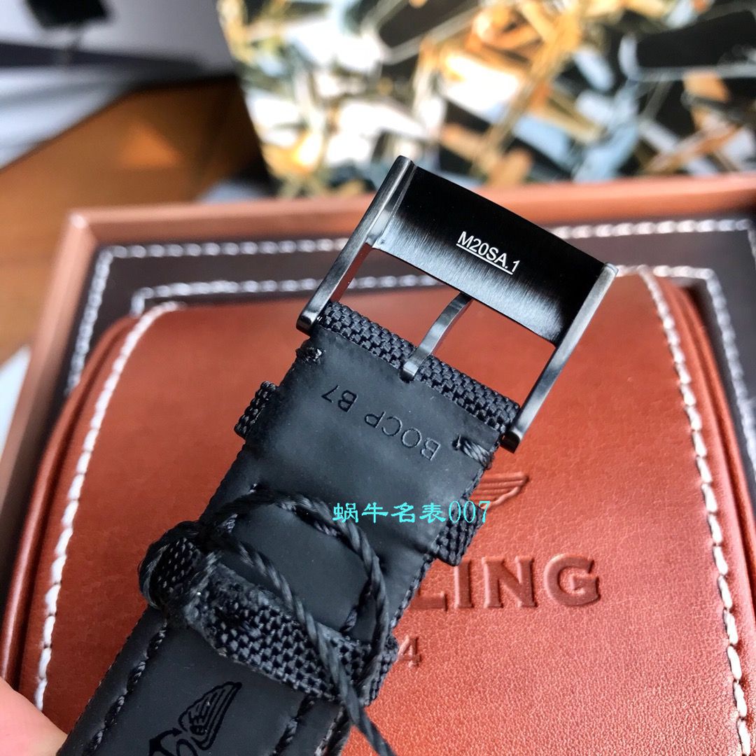 【渠道原单Breitling黄狼】 Breitling 复仇者系列M17331E2|I530|109W|M20BASA.1 wrist watch  / BL113