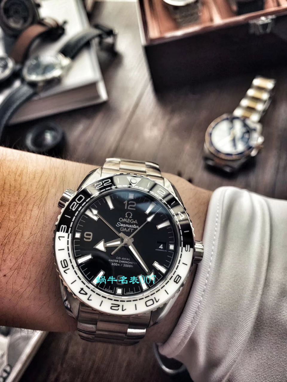 VS Factory OMEGA Seamaster 600米GMT太极圈Omega复刻高仿仿表215.30.44.22.01.001 wrist watch  / M617