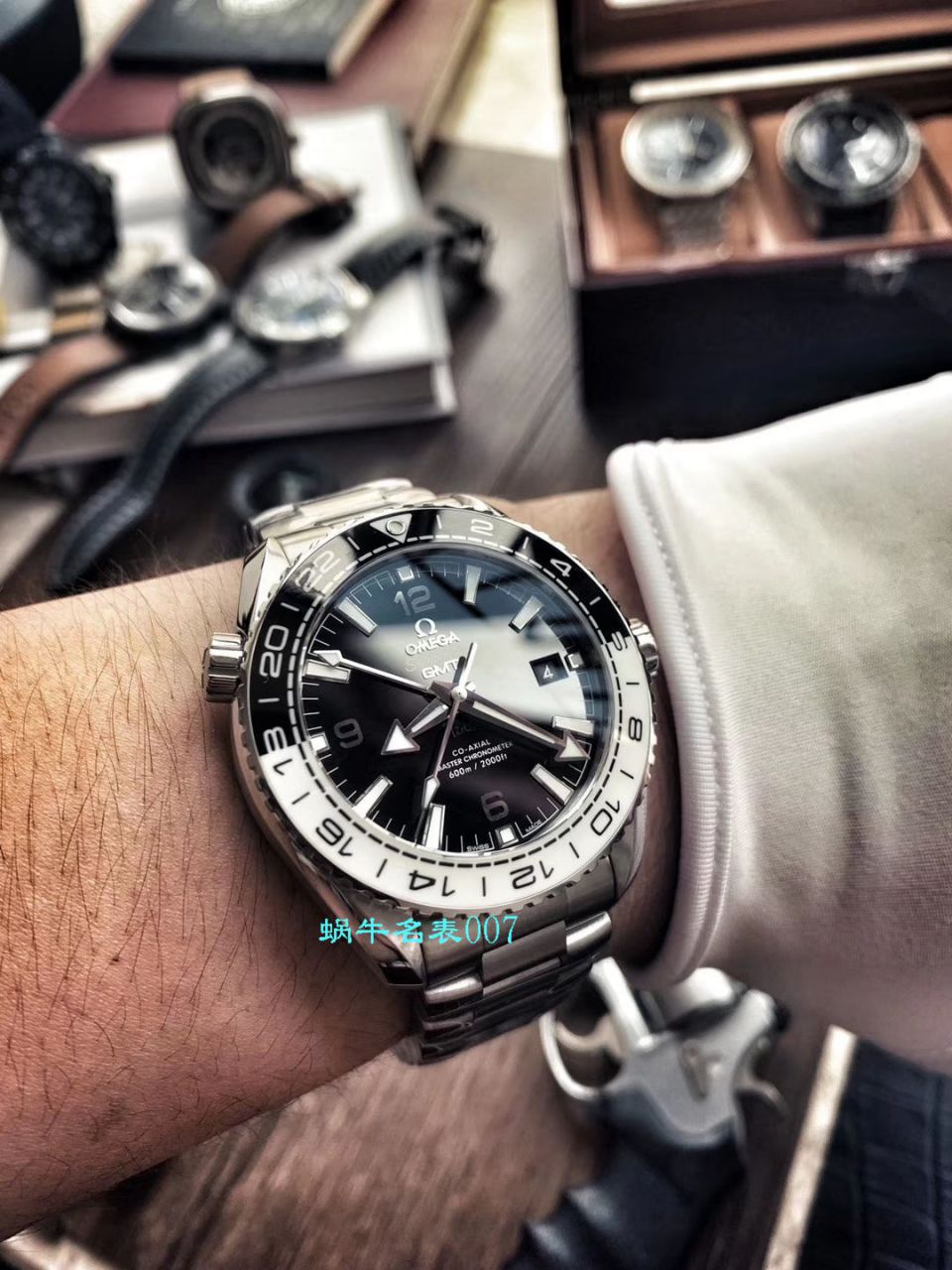 VS Factory OMEGA Seamaster 600米GMT太极圈Omega复刻高仿仿表215.30.44.22.01.001 wrist watch  / M617