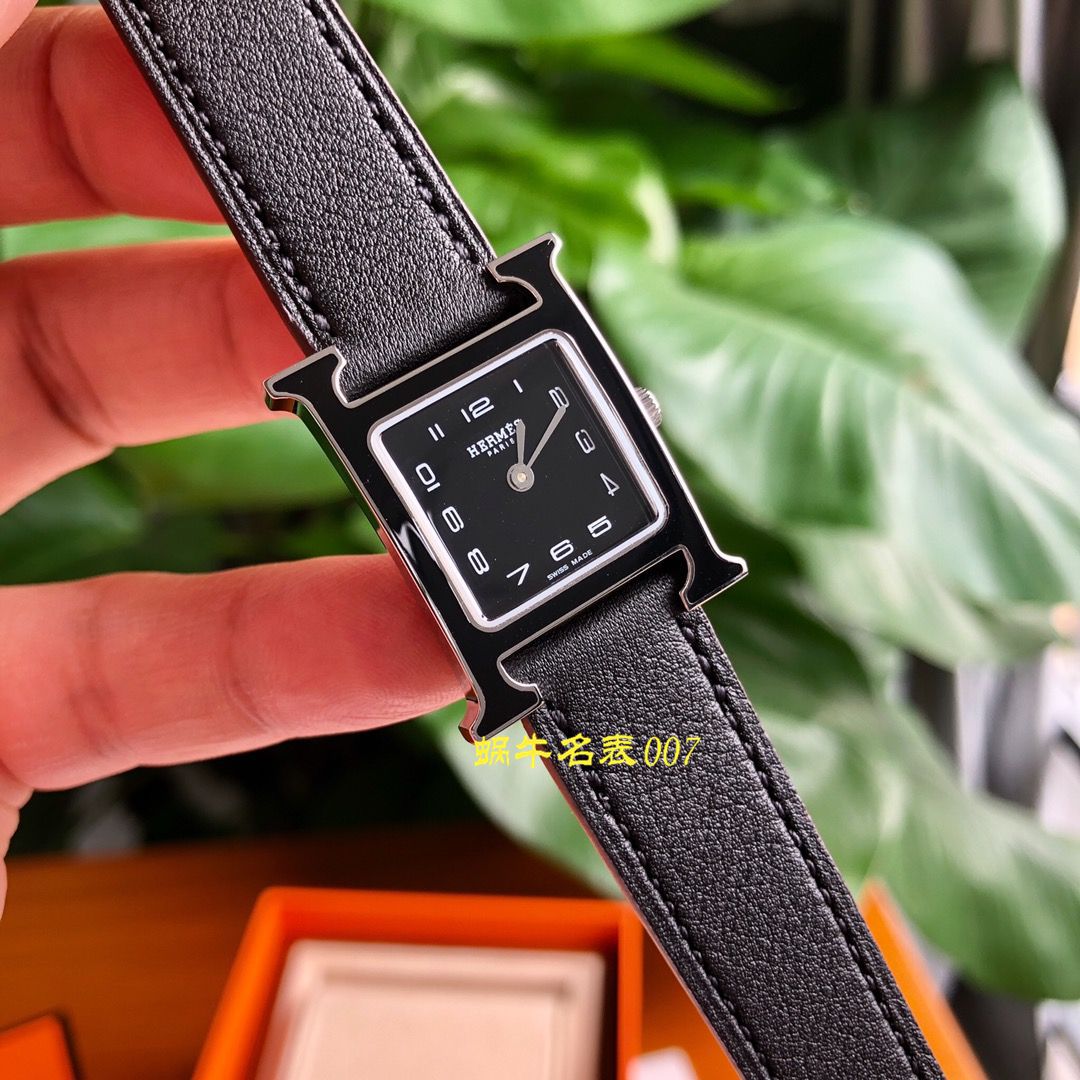 【渠道原单】爱马仕女表HEURE H系列W044936WW00，W044865WW00 wrist watch  / HermA02