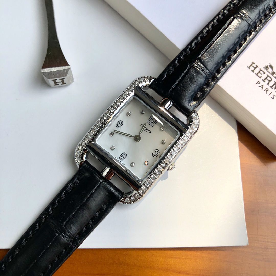 【高端 copy customized 真钻女表】爱马仕CAPE COD系列W044221WW00 wrist watch  / HermA03