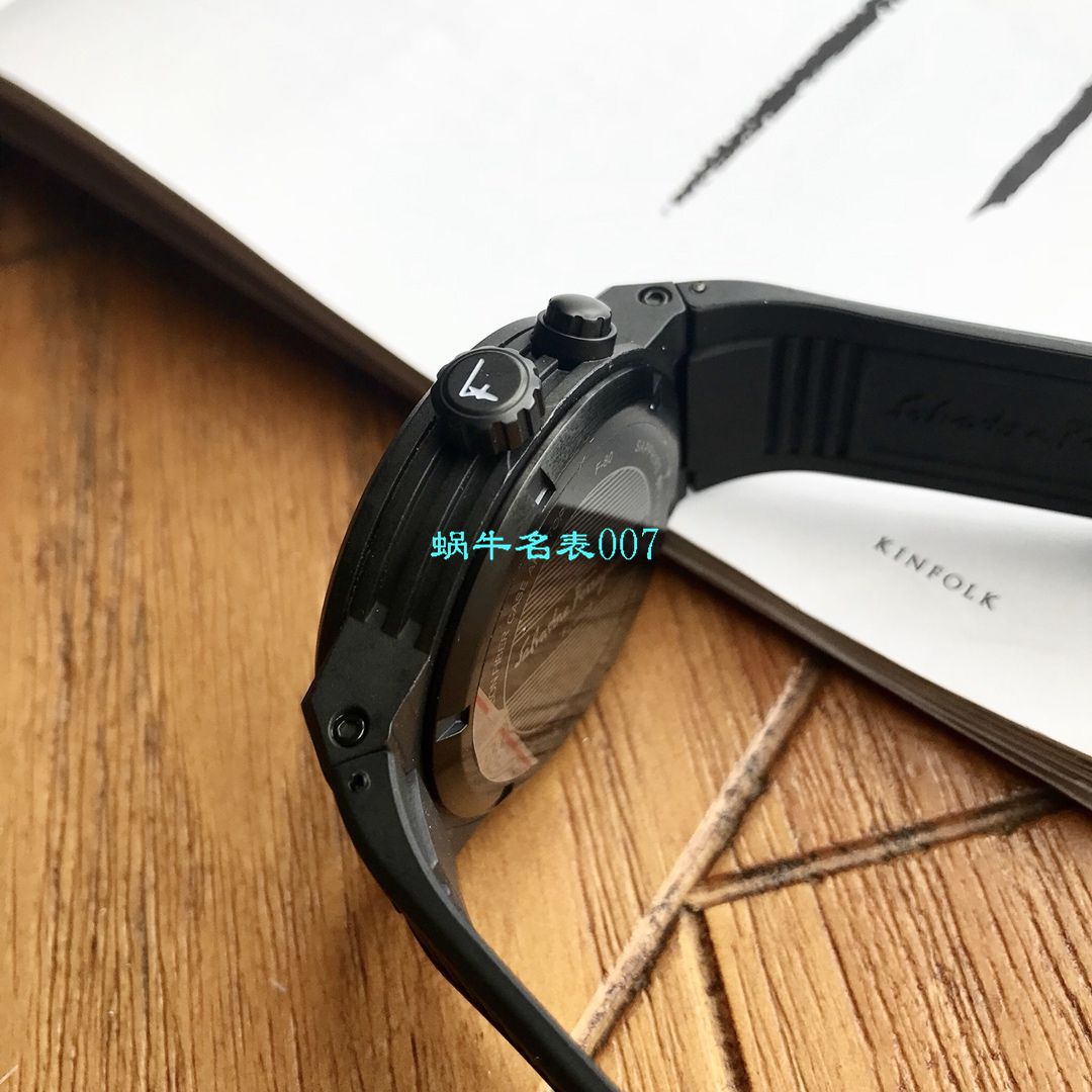 【渠道原单】菲拉格慕Ferragamo F-80系列碳素纤维男士 wrist watch  / FEL011