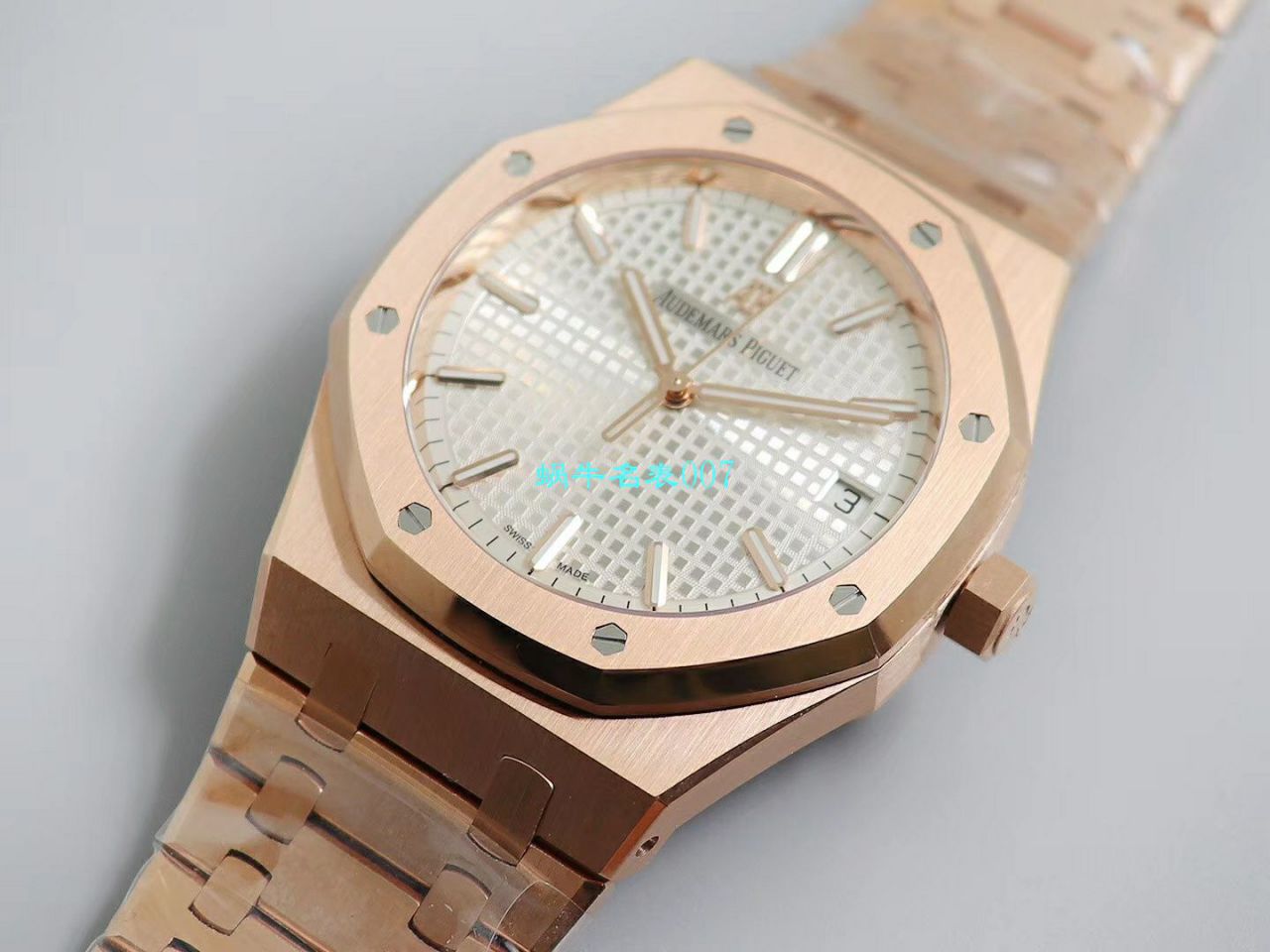 【OM Factory Audemars Piguet复刻高仿表】Audemars Piguet 皇家橡树系列15500OR.OO.1220OR.01，15500OR.OO.D002CR.01 wrist watch  / AP181