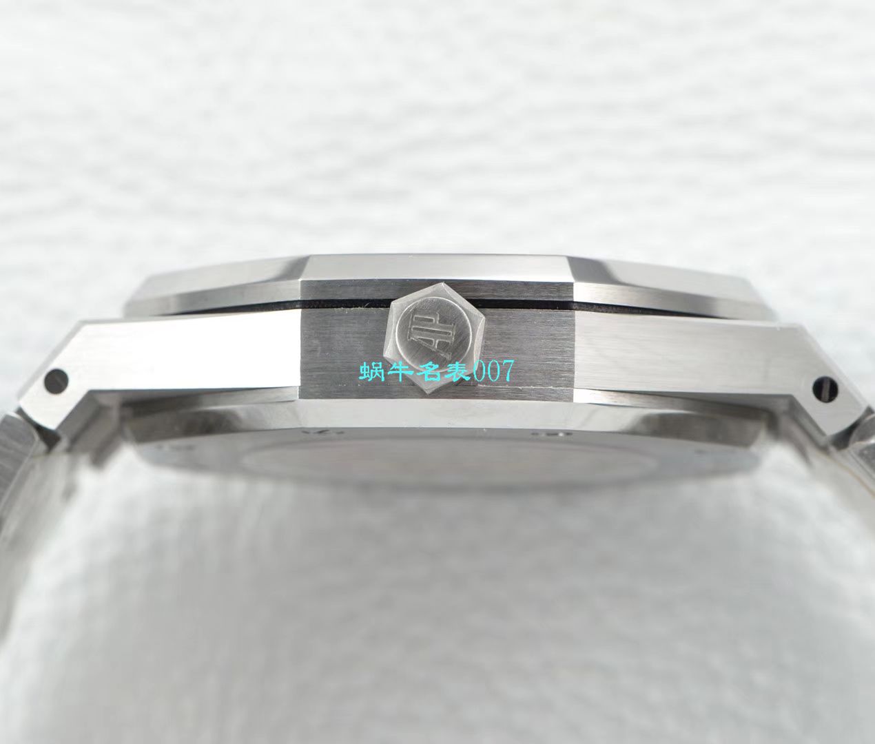 【OM Factory 复刻高仿表】Audemars Piguet 皇家橡树系列15500ST.OO.1220ST.01，15500ST.OO.1220ST.02，15500ST.OO.1220ST.03 wrist watch  / AP180