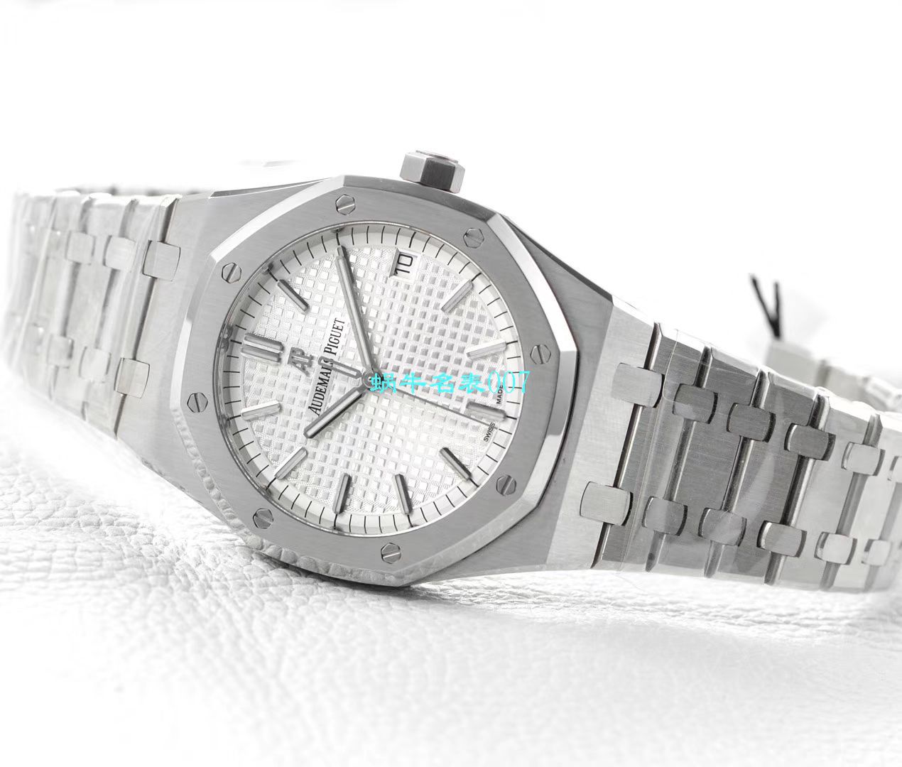 【OM Factory 复刻高仿表】Audemars Piguet 皇家橡树系列15500ST.OO.1220ST.01，15500ST.OO.1220ST.02，15500ST.OO.1220ST.03 wrist watch  / AP180