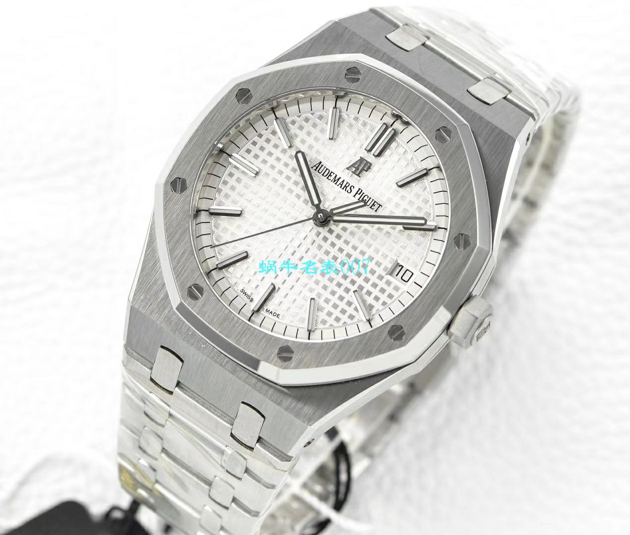 【OM Factory 复刻高仿表】Audemars Piguet 皇家橡树系列15500ST.OO.1220ST.01，15500ST.OO.1220ST.02，15500ST.OO.1220ST.03 wrist watch  / AP180