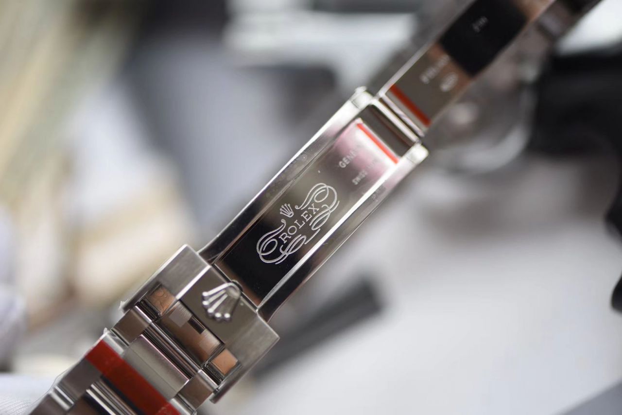 【 Video analysis 最完‎美复刻高仿​Rolex Submariner ‎SUBN Factory V10升​级版】 Rolex  Submariner 型系列116610LV-97200绿盘 wrist watch  / R392