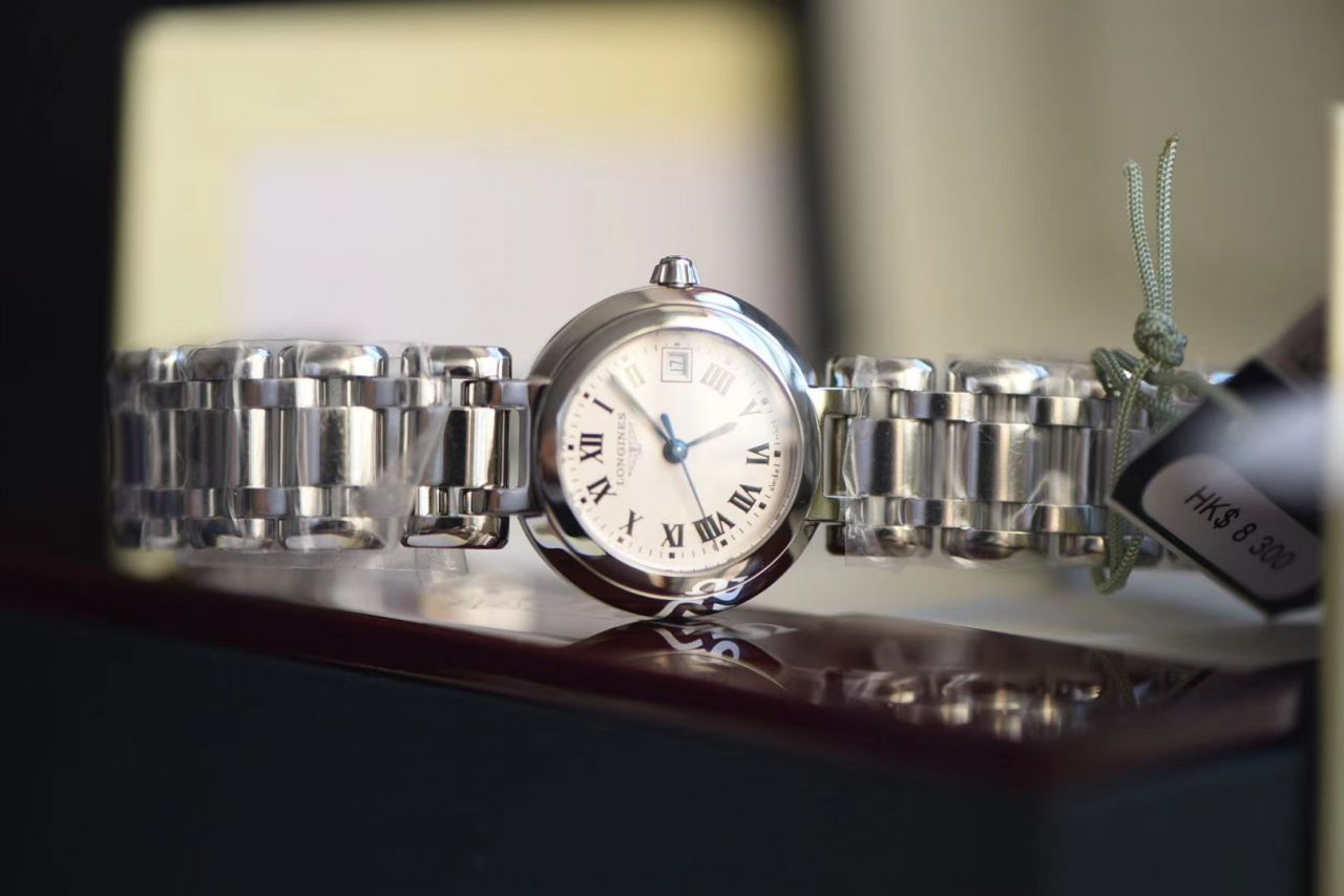 【渠道原单女表】 Longines 优雅 PRIMALUNA心月系列L8.110.4.71.6 wrist watch  / L122