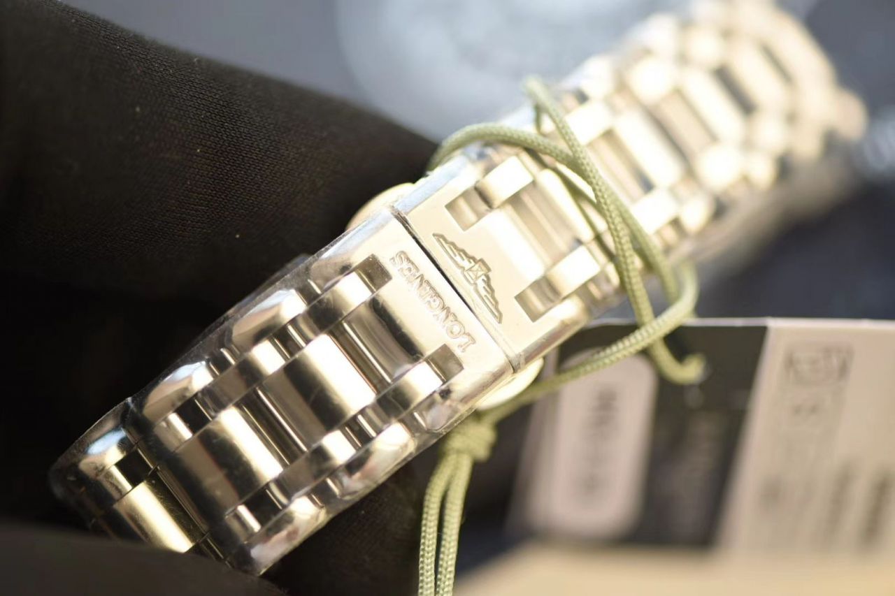 【渠道原单女表】 Longines 优雅 PRIMALUNA心月系列L8.110.4.71.6 wrist watch  / L122
