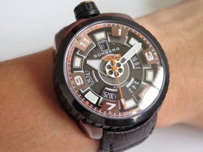 BB FACTORY 巧思之作【一表两用 奇思妙构】BBF出品BOMBERG BOLD系列 wrist watch 劲酷登场， / BB002