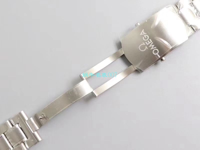 OM Factory OMEGA赛车计时码表【SPEEDMASTER】超霸复刻高仿手表329.30.44.51.01.002，329.33.44.51.01.001 wrist watch  / M633