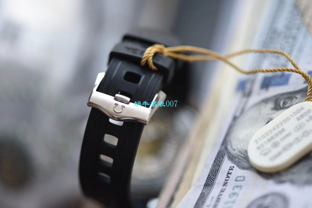 VS Factory 爆品 top 复刻高仿OMEGA Seamaster 300米潜水表詹姆斯·邦德007，每个男人心中都有一个007梦 / M636