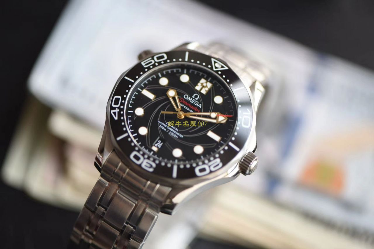 【VS Factory 最新詹姆斯邦德007限量版《女王密使》钢带款】OMEGA Seamaster 系列210.22.42.20.01.004 wrist watch  / M637
