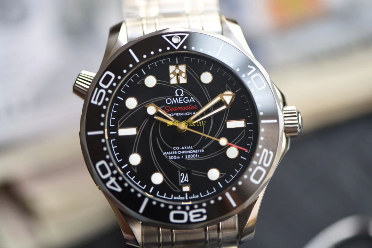 【VS Factory 最新詹姆斯邦德007限量版《女王密使》钢带款】OMEGA Seamaster 系列210.22.42.20.01.004 wrist watch  / M637